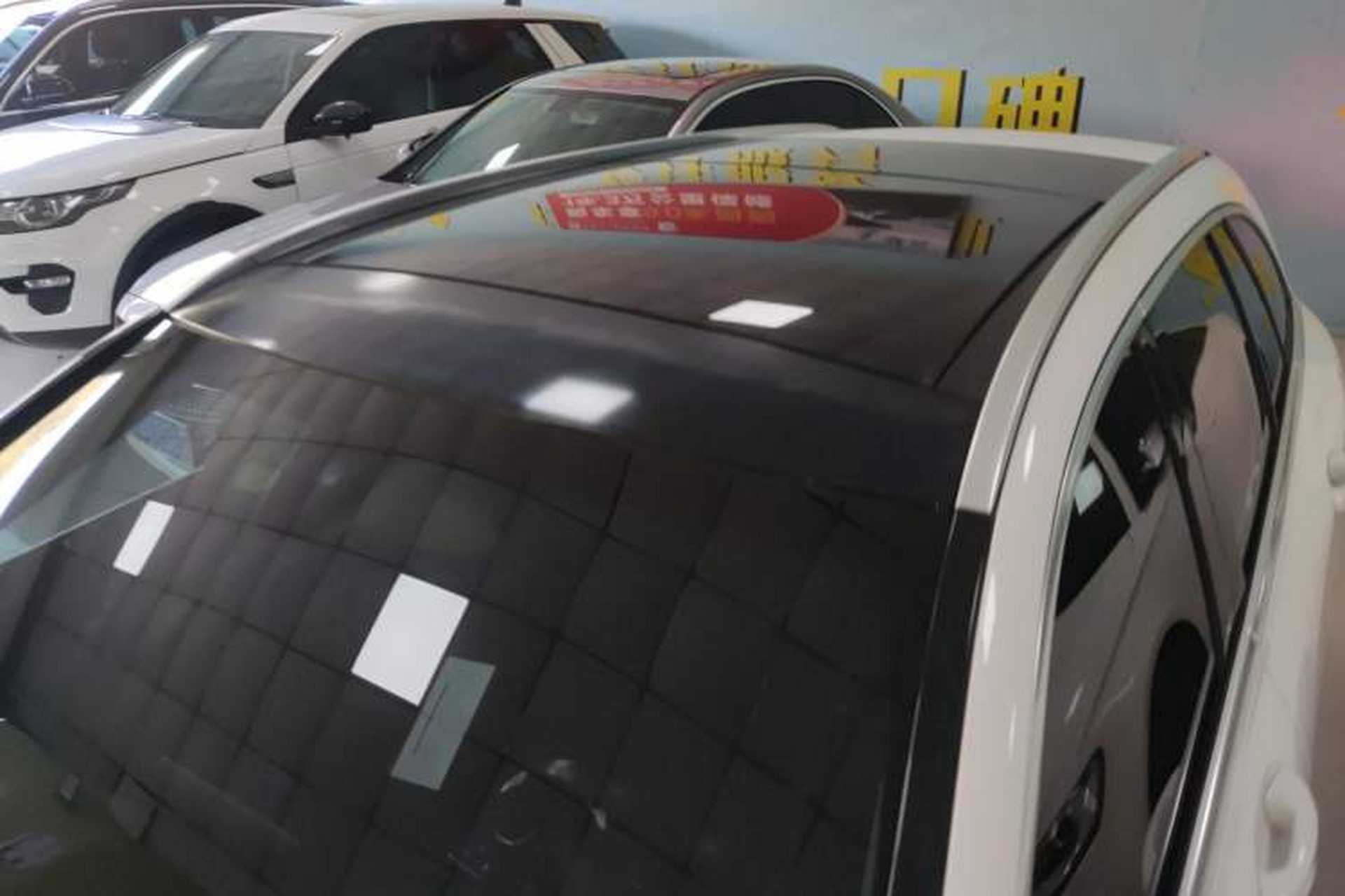 Used Mercedes-Benz C-Class 2015 C 200 station wagon Roof