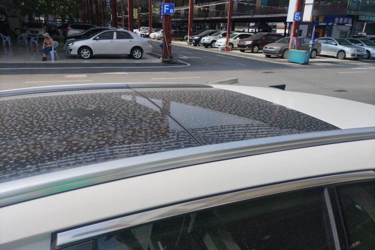 Used Mercedes-Benz C-Class 2015 C 200 station wagon Roof
