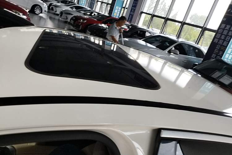Used Mercedes-Benz C-Class 2015 Restyled C 180 L Sport Edition Roof