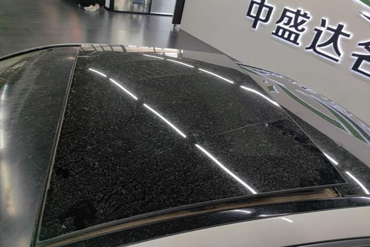 Used Mercedes-Benz C-Class 2015 Facelift C 200 L Roof