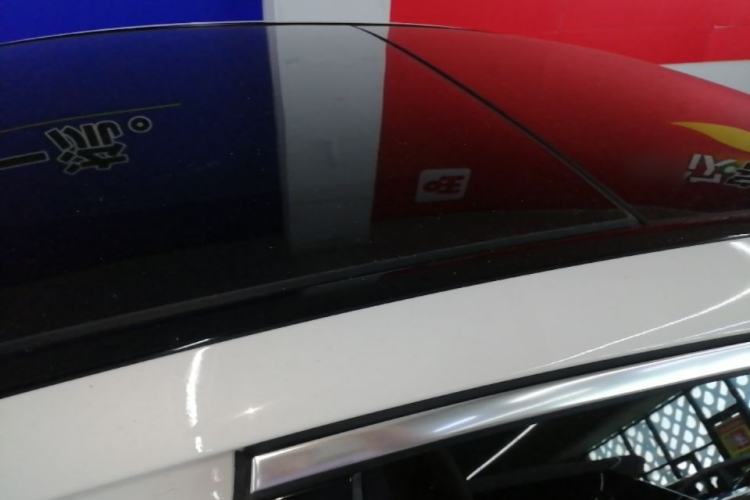 Used Mercedes-Benz C-Class 2015 C 200 L Roof