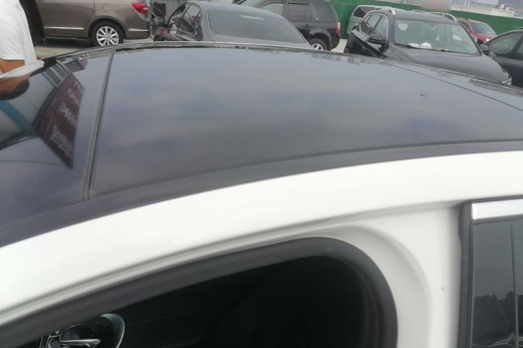 Used Mercedes-Benz C-Class 2015 Facelift C 200 L Roof