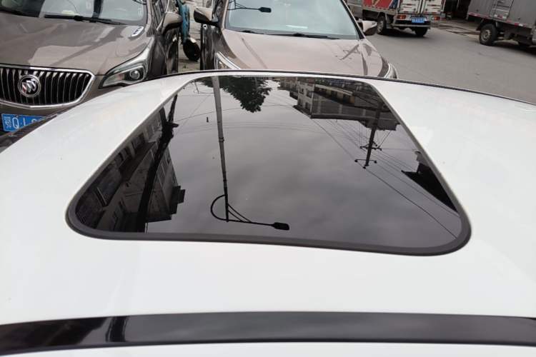 Used Mercedes-Benz C-Class 2015 Restyled C 180 L Sport Edition Roof