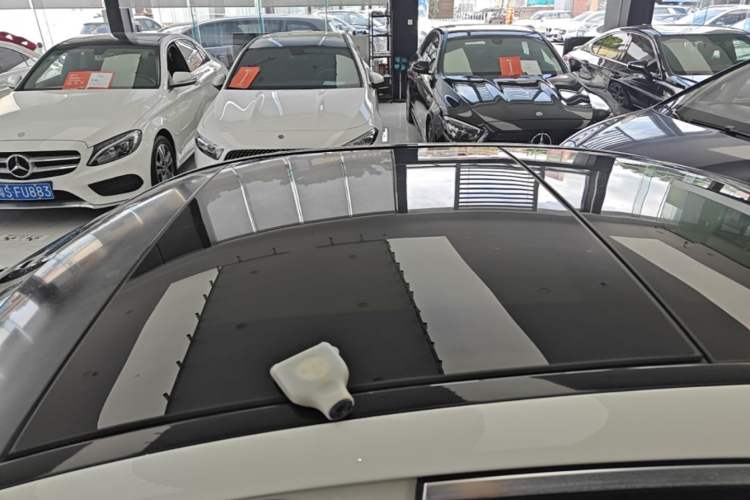 Used Mercedes-Benz C-Class 2015 Revised C 200 L Sport Edition Roof