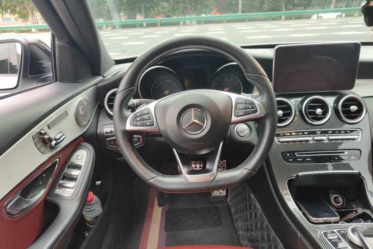 Used Mercedes-Benz C-Class 2015 C 300 Sport Edition Steering Wheel