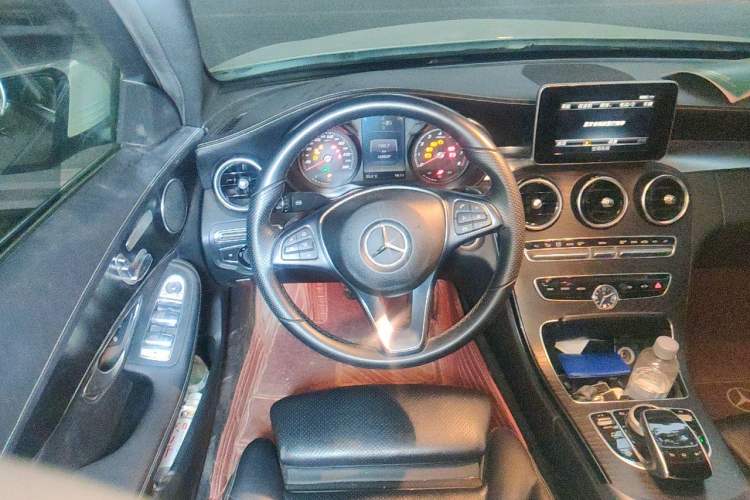 Used Mercedes-Benz C-Class 2015 C 200 L Sport Edition Steering Wheel