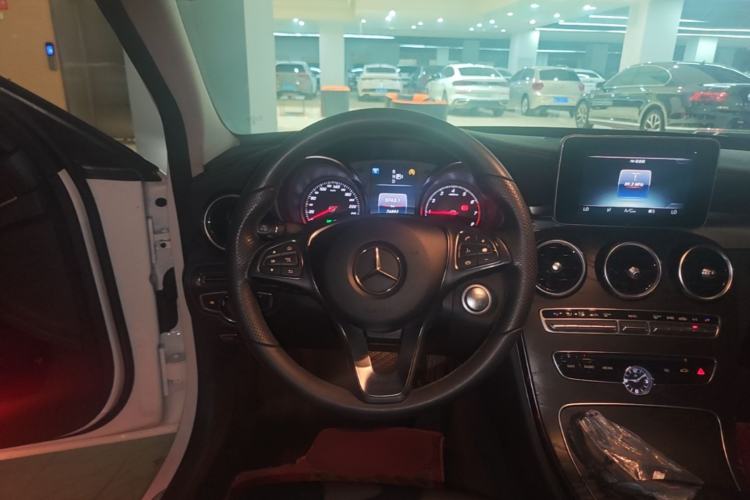 Used Mercedes-Benz C-Class 2015 Revised C 200 L Sport Edition Steering Wheel
