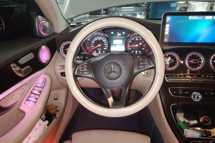 Used Mercedes-Benz C-Class 2015 Facelift C 200 L Steering Wheel