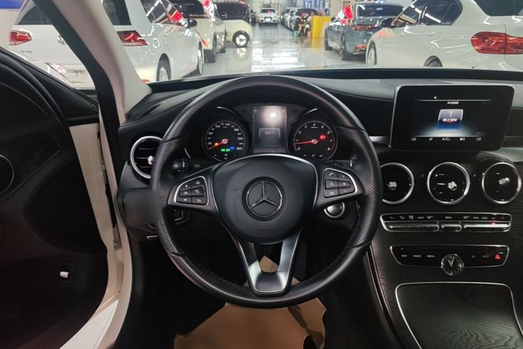 Used Mercedes-Benz C-Class 2015 Revised C 200 L Sport Edition Steering Wheel