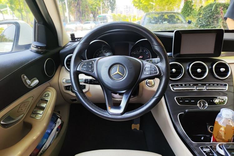 Used Mercedes-Benz C-Class 2015 Facelift C 180 L Steering Wheel