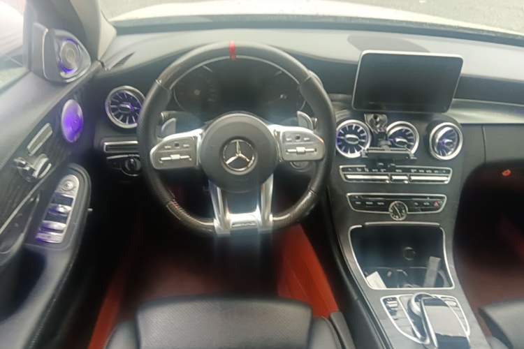 Used Mercedes-Benz C-Class 2015 Revised C 200 L Sport Edition Steering Wheel