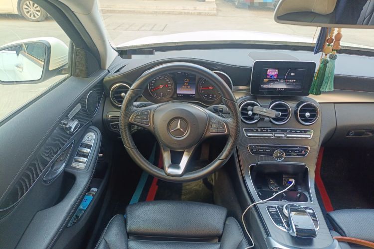 Used Mercedes-Benz C-Class 2015 Revised C 200 L Sport Edition Steering Wheel