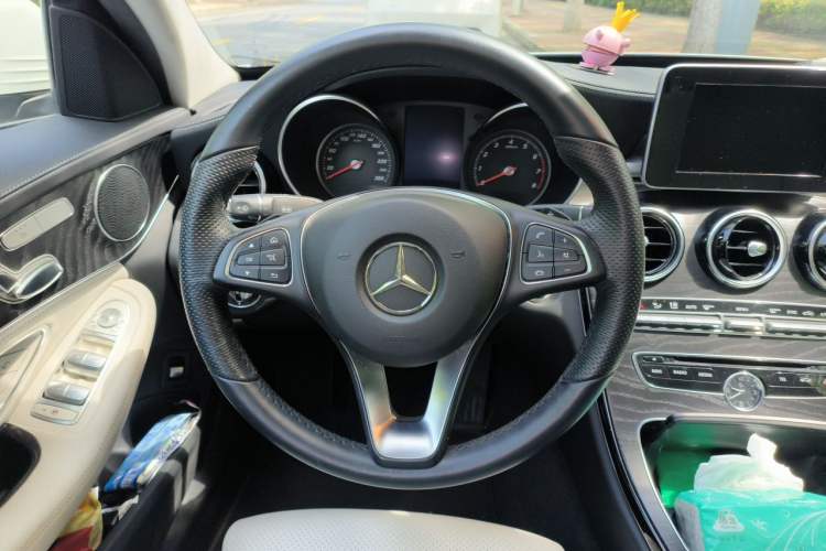 Used Mercedes-Benz C-Class 2015 C 200 L Sport Edition Steering Wheel