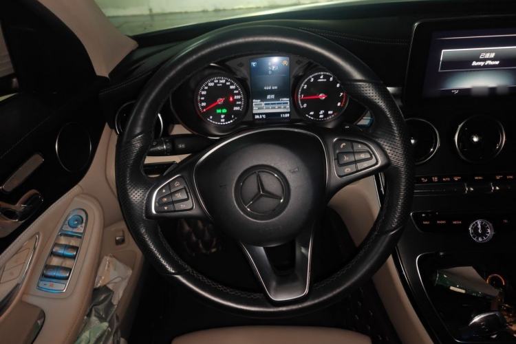 Used Mercedes-Benz C-Class 2015 C 260 L Sport Edition Steering Wheel