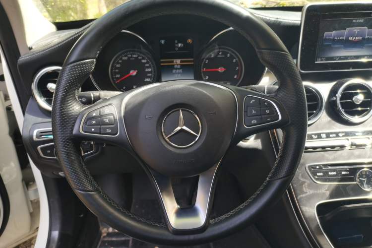 Used Mercedes-Benz C-Class 2015 C 200 L Sport Edition Steering Wheel
