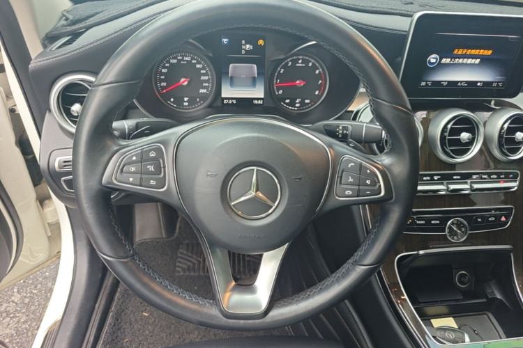 Used Mercedes-Benz C-Class 2015 C 200 L Steering Wheel