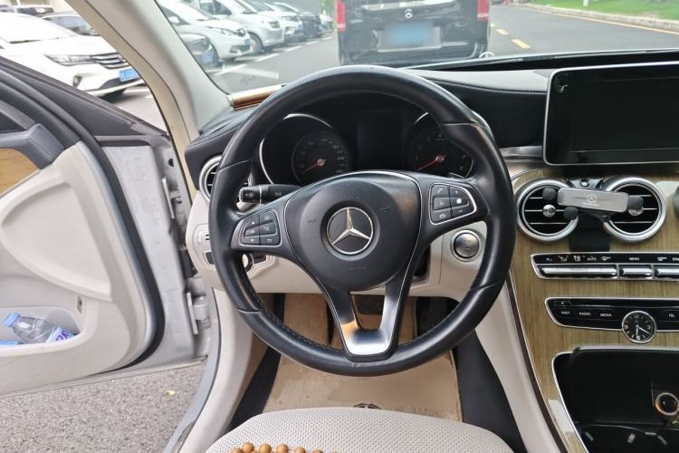 Used Mercedes-Benz C-Class 2015 C 200 L Steering Wheel