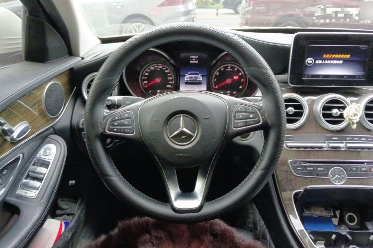 Used Mercedes-Benz C-Class 2015 Facelift C 180 L Steering Wheel