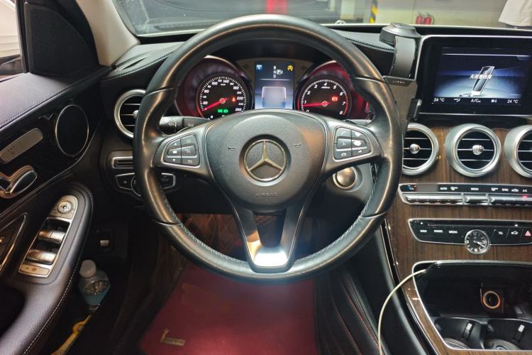 Used Mercedes-Benz C-Class 2015 Facelift C 200 L Steering Wheel