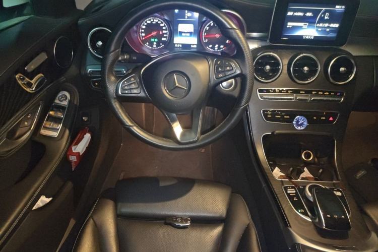 Used Mercedes-Benz C-Class 2015 Revised C 200 L Sport Edition Steering Wheel