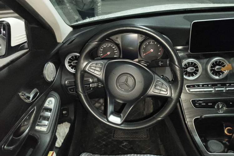 Used Mercedes-Benz C-Class 2015 C 200 station wagon Steering Wheel