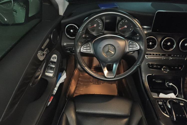 Used Mercedes-Benz C-Class 2015 C 200 L 4MATIC Sport Edition Steering Wheel