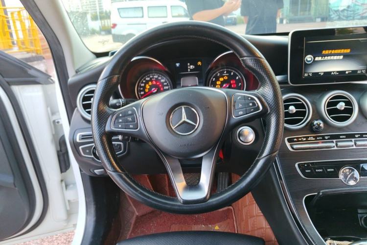 Used Mercedes-Benz C-Class 2015 C 200 station wagon Steering Wheel
