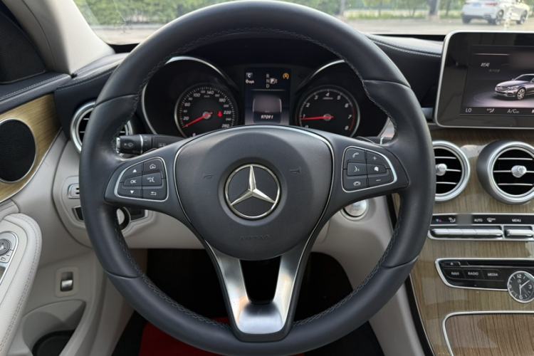 Used Mercedes-Benz C-Class 2015 C 200 L Steering Wheel