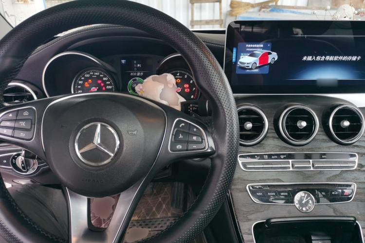 Used Mercedes-Benz C-Class 2015 Revised C 200 L Sport Edition Steering Wheel