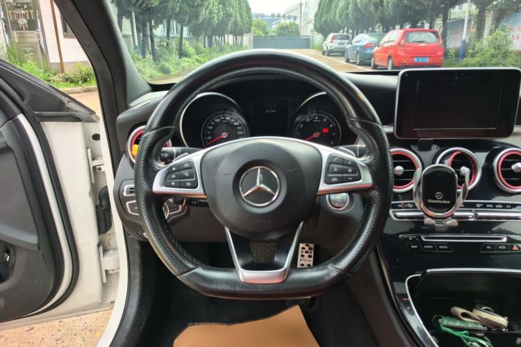 Used Mercedes-Benz C-Class 2015 C 200 Sport Edition Steering Wheel