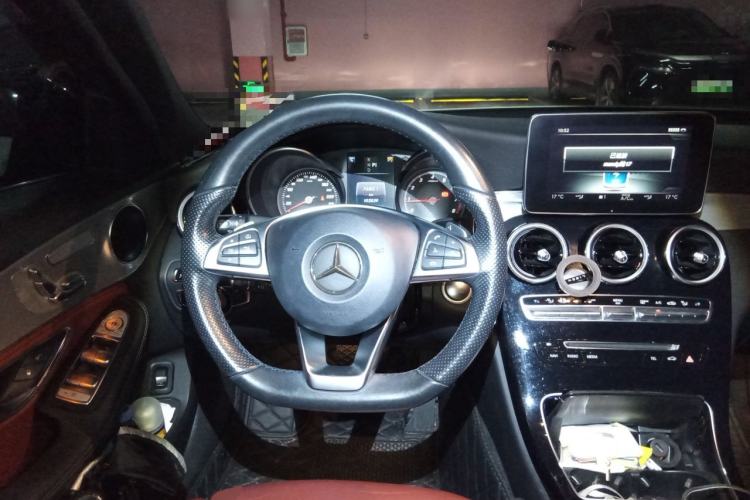 Used Mercedes-Benz C-Class 2015 C 300 Sport Edition Steering Wheel