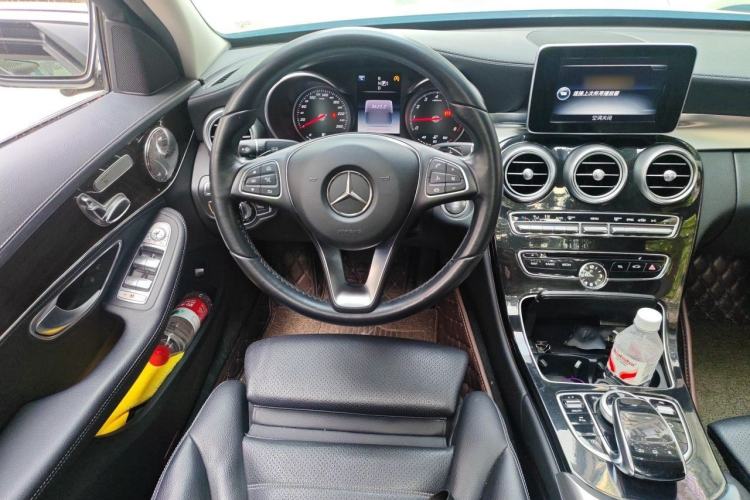 Used Mercedes-Benz C-Class 2015 Facelift C 200 L Steering Wheel