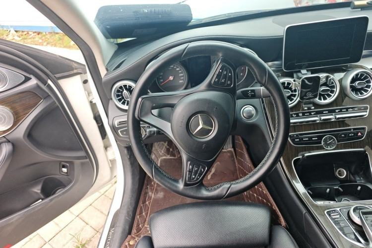 Used Mercedes-Benz C-Class 2015 C 200 L Steering Wheel