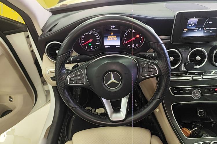 Used Mercedes-Benz C-Class 2015 Revised C 200 L Sport Edition Steering Wheel