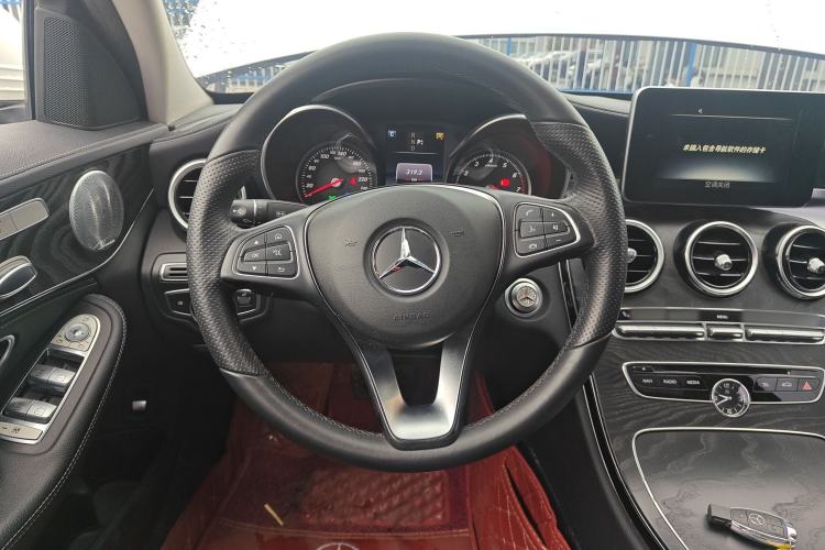 Used Mercedes-Benz C-Class 2015 Revised C 200 L Sport Edition Steering Wheel