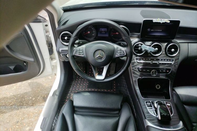 Used Mercedes-Benz C-Class 2015 Revised C 200 L Sport Edition Steering Wheel