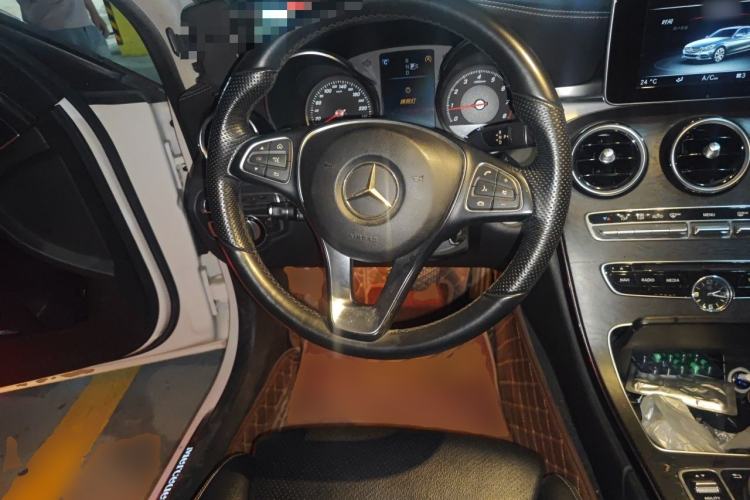 Used Mercedes-Benz C-Class 2015 Revised C 200 L Sport Edition Steering Wheel