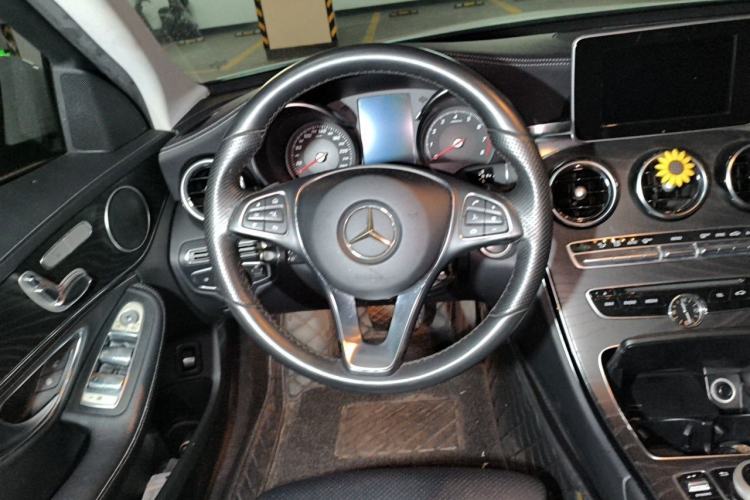 Used Mercedes-Benz C-Class 2015 Revised C 200 L Sport Edition Steering Wheel