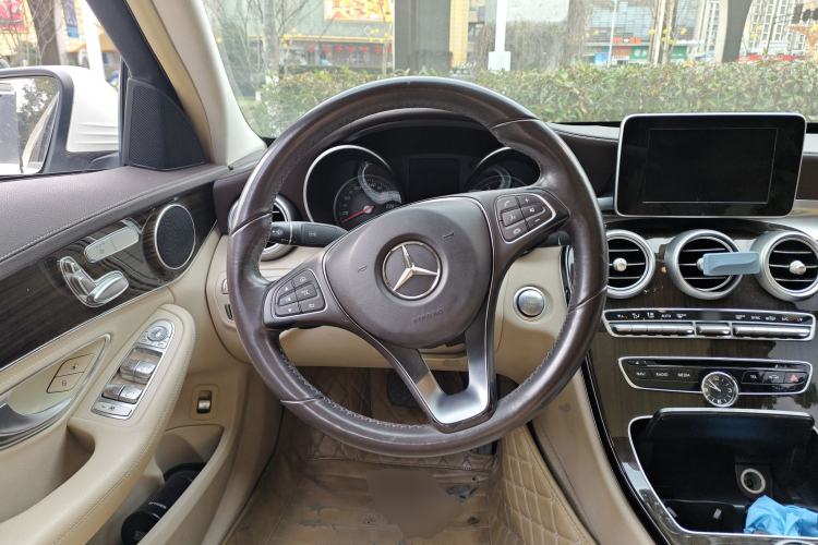 Used Mercedes-Benz C-Class 2015 Facelift C 200 L Steering Wheel