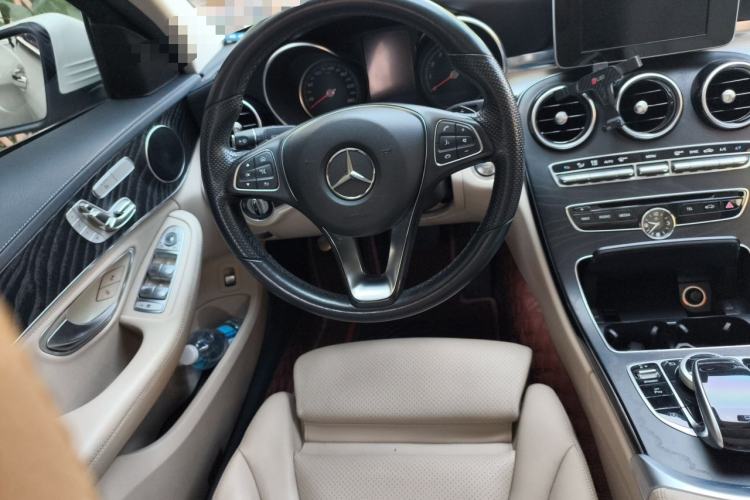 Used Mercedes-Benz C-Class 2015 C 200 L 4MATIC Sport Edition Steering Wheel