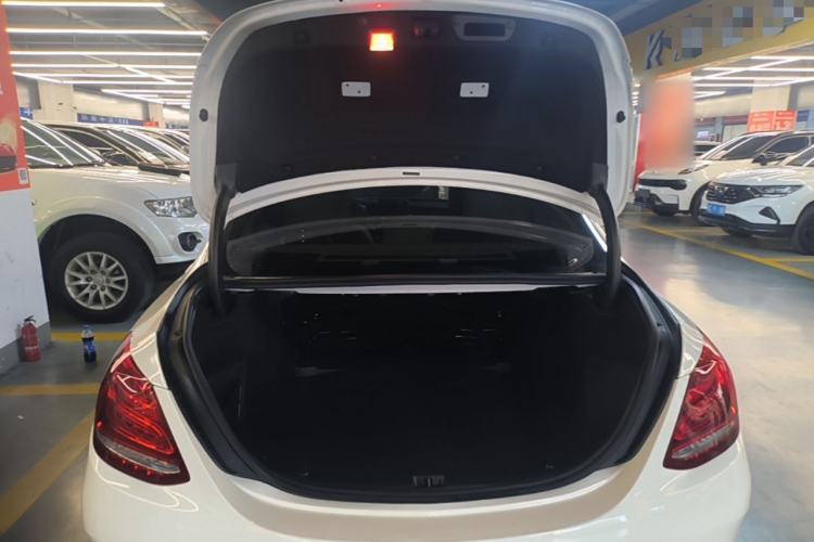 Used Mercedes-Benz C-Class 2015 Revised C 200 L Sport Edition Trunk
