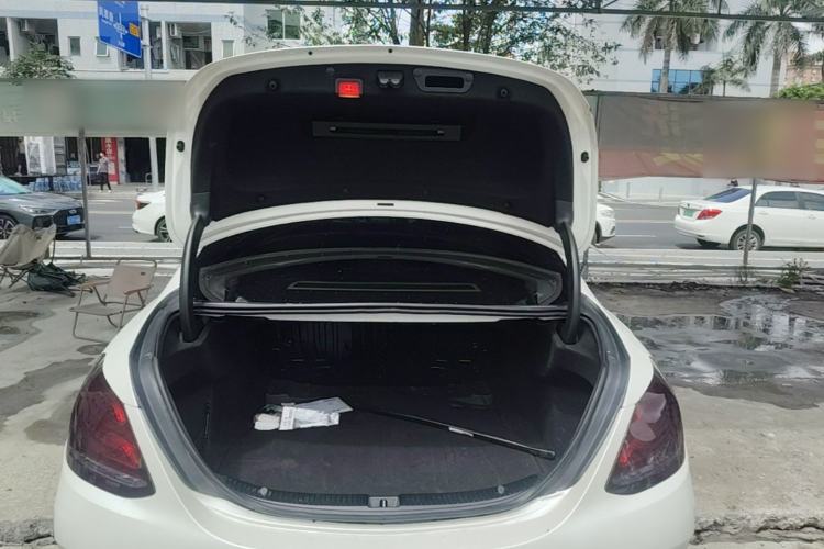 Used Mercedes-Benz C-Class 2015 Revised C 200 L Sport Edition Trunk