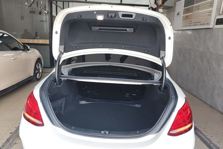 Used Mercedes-Benz C-Class 2015 Revised C 200 L Sport Edition Trunk
