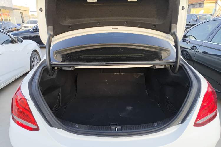 Used Mercedes-Benz C-Class 2015 C 200 L Sport Edition Trunk