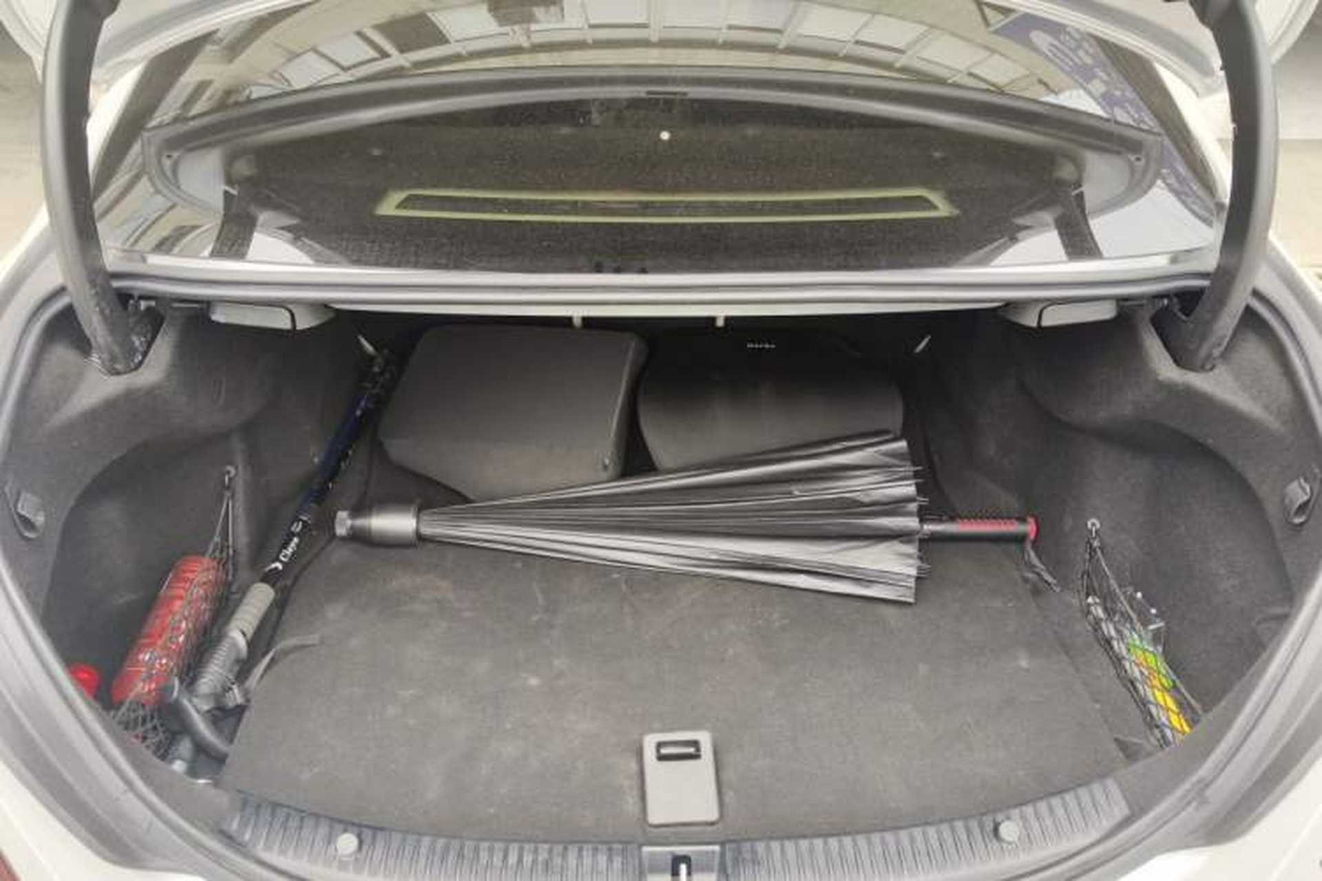 Used Mercedes-Benz C-Class 2015 C 200 L Sport Edition Trunk