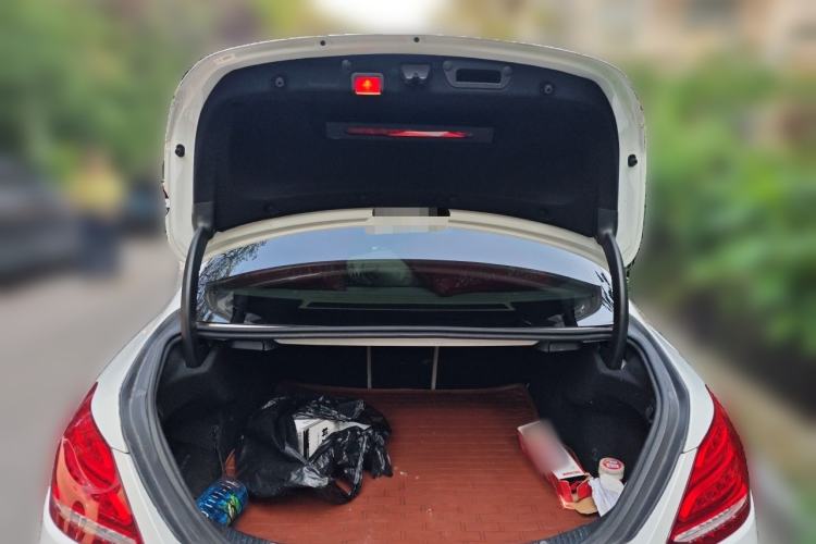 Used Mercedes-Benz C-Class 2015 C 200 L Trunk