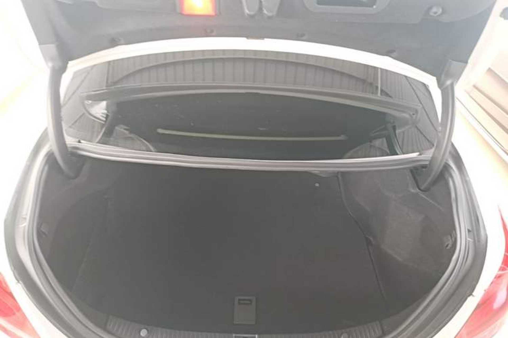 Used Mercedes-Benz C-Class 2015 Revised C 200 L Sport Edition Trunk