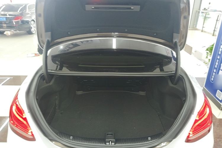 Used Mercedes-Benz C-Class 2015 Revised C 200 L Sport Edition Trunk