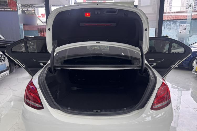 Used Mercedes-Benz C-Class 2015 Revised C 200 L Sport Edition Trunk