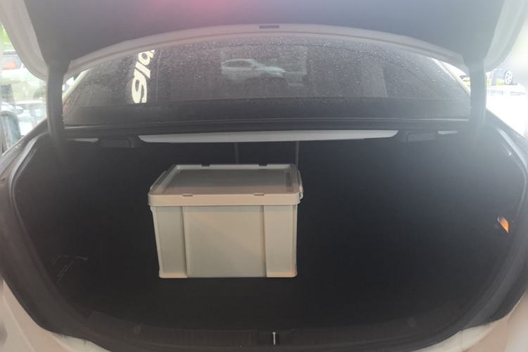 Used Mercedes-Benz C-Class 2015 C 260 L Sport Edition Trunk